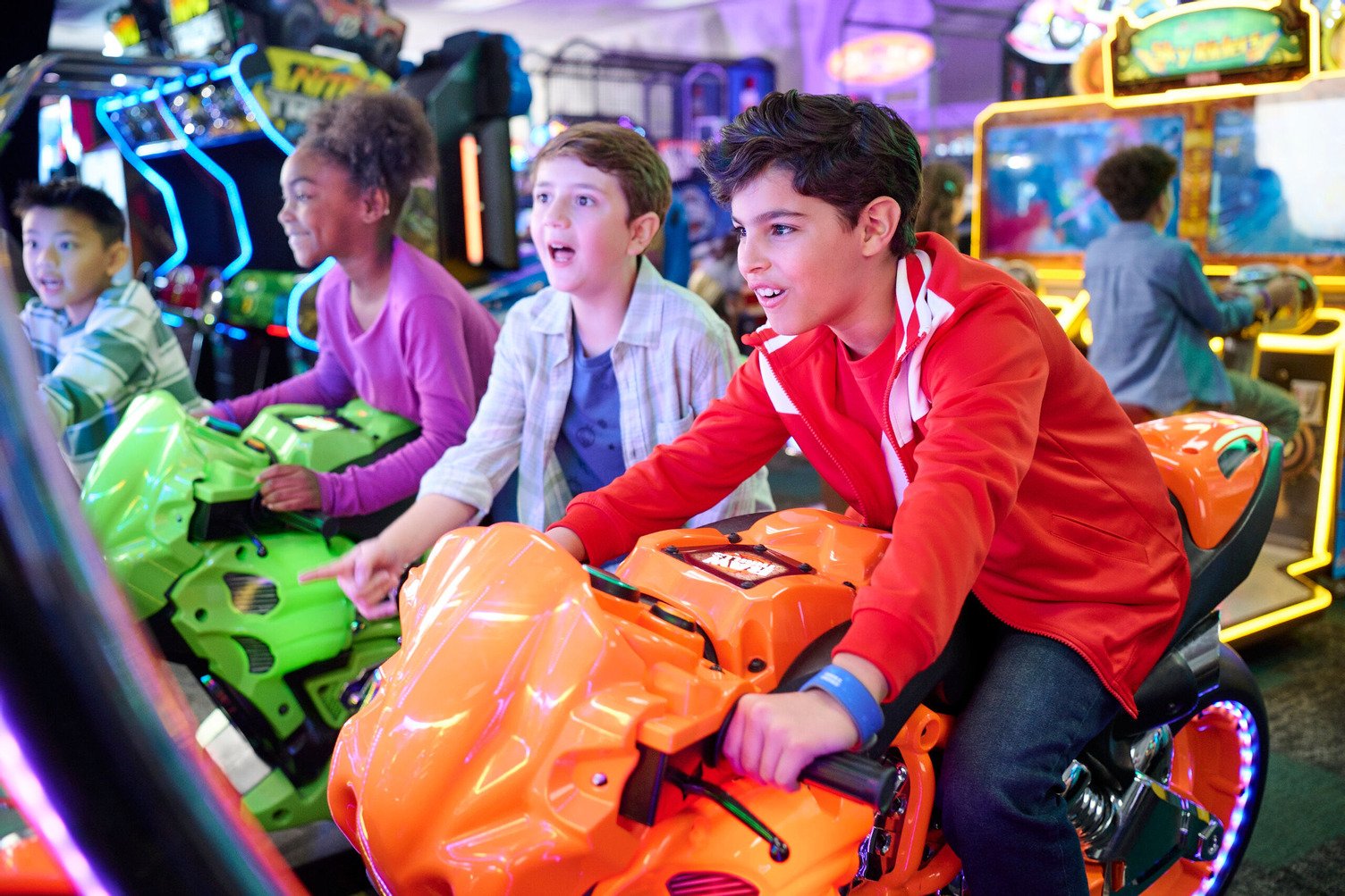 Chuck E. Cheese